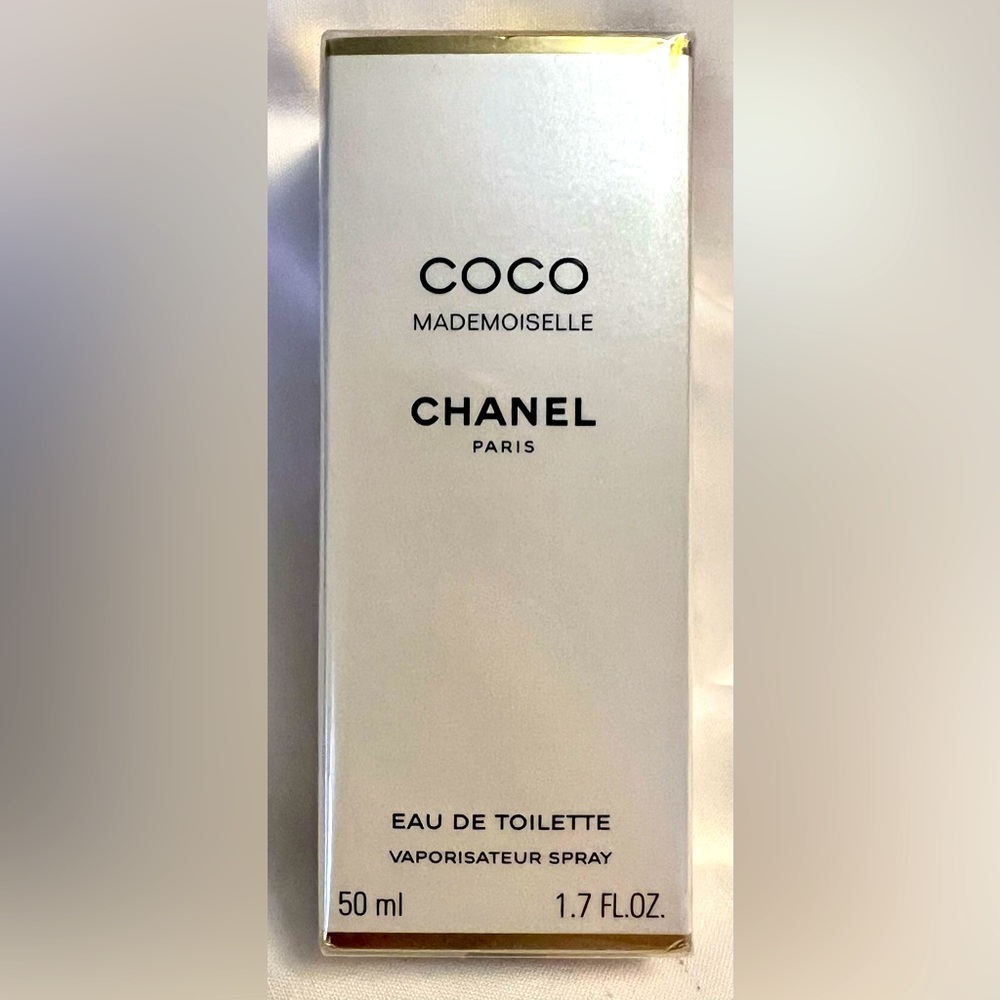 Chanel Coco Mademoiselle 1.7oz (50ml) Eau de Toilette Spray